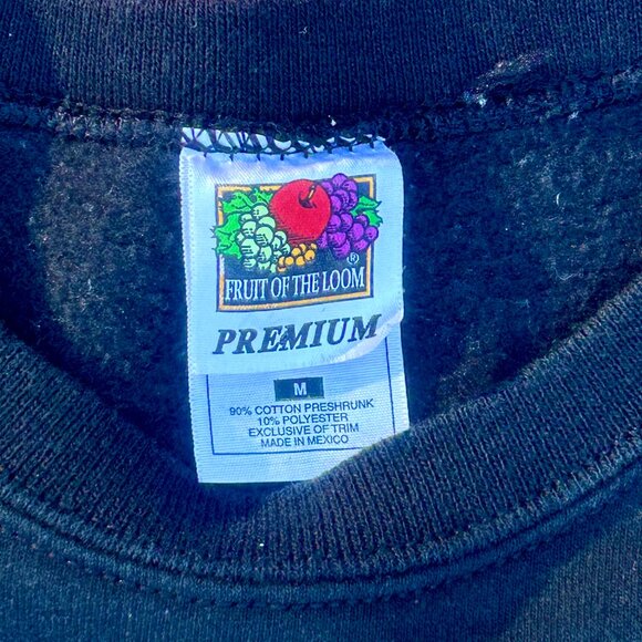 Vintage 1990s Fruit of the Loom “Joy to the World” Christmas Bears Sweatshirt - Picture 3 of 4